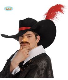 Musketer hat med rød fjer.