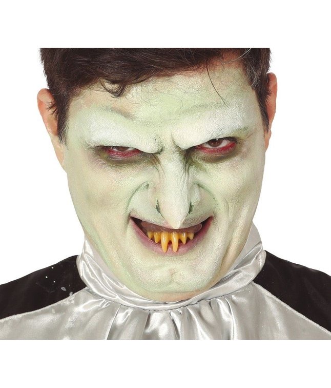 Vampyrtænder i plastik