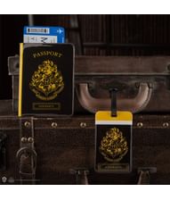 Hogwarts bagagemærke og pascover.