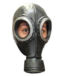 Gasmaske i latex