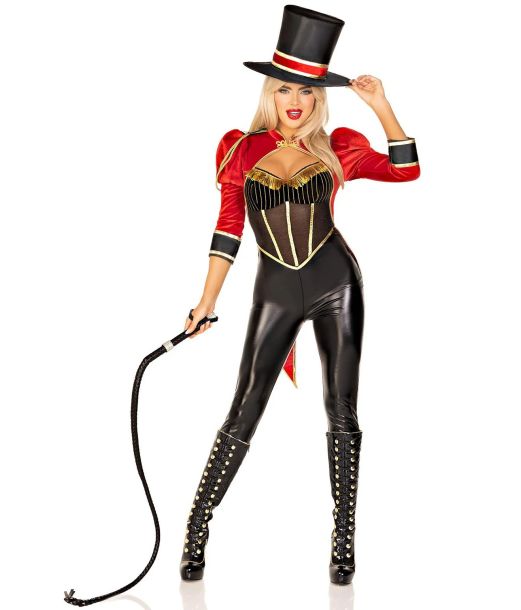 Circus diva ringmaster S