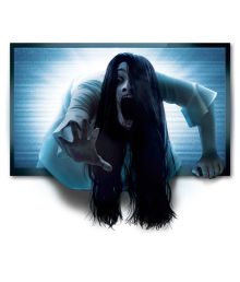 Väggdekoration med besatt TV